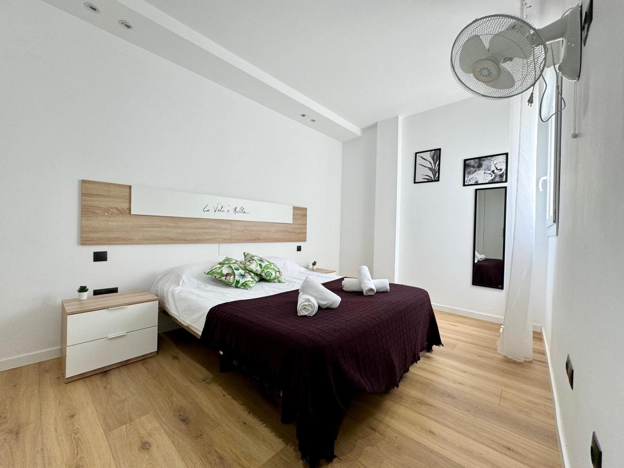 Apartamento Sweet Capuchinos Málaga Buitenkant foto